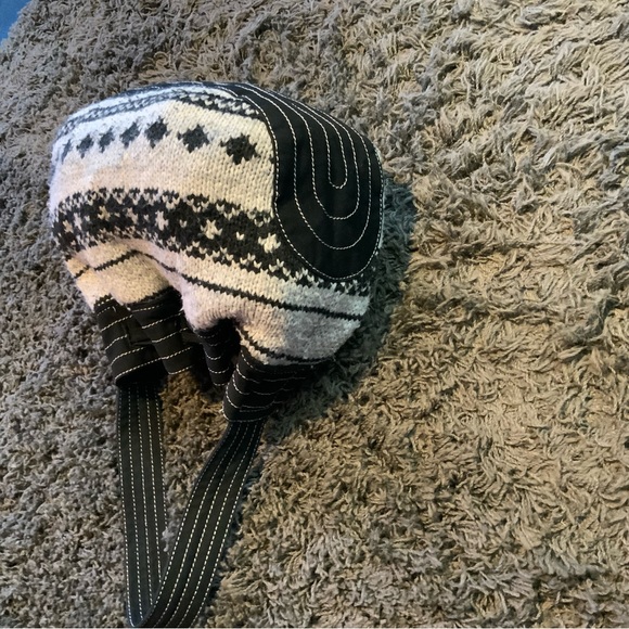 American Eagle drawstring bucket style sweater bag - Picture 7 of 12